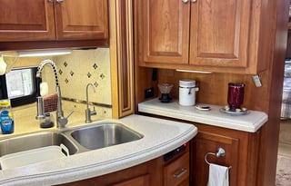 Fla Panhandle Motorhome-delivered
