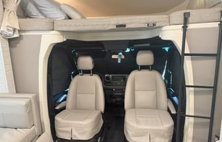 Cozy up with a View - Sprinter V6 Diesel