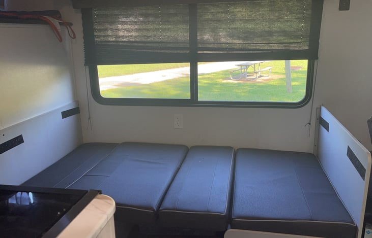 Dinette conversion; bed or table
