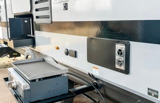 BRAND NEW - 2023 Jayco Jay Feather 27BHB