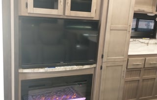 2022 CrossRoads RV Sunset 285ck