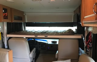 2015 Storm 32' BunkHouse Class A - Lots of sleepin