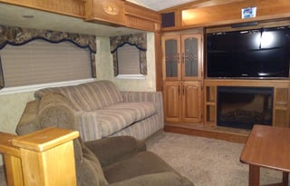 2010 Keystone Montana