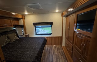 2018 Coachmen Forest River SLMO1644