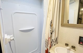 *New Camper Special* Easy to tow!