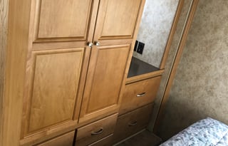 Alaskan Prospector 31J Winnebago.