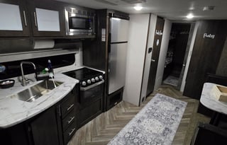 Wanderlust Camper Rental - 2021 KZ Sportsmen