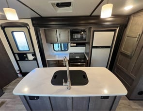 CrossRoads RV Sunset Trail Grand Reserve SS26SI