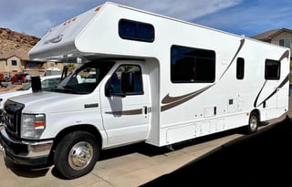 2016 Thor Motor Coach Four Winds 28A