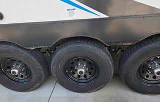 5th Wheel XLR BOOST Toy Hauler with Huge Garage