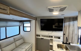 2024 heartland RVS Eddie Bauer