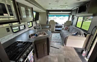 Pursuit of Happiness Motorhome- Delivery Only