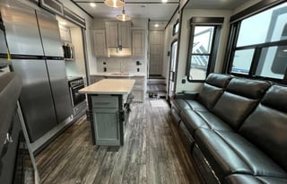 2022 Keystone Fuzion 419