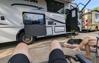 2018 "Clint" Fleetwood RV Axon 29M