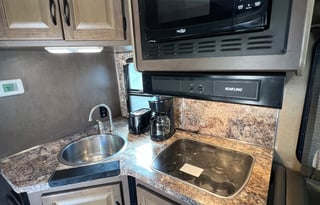 2019 Thor Motor Coach 28A Majestic