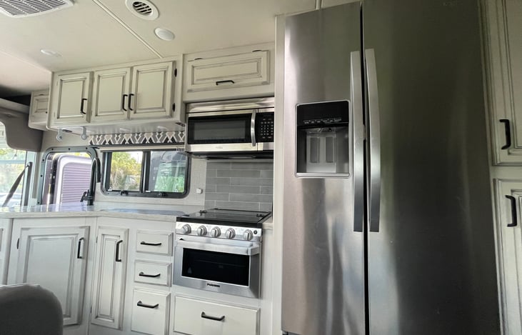 Full size refridgerator