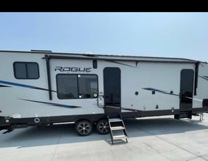 Forest River RV Vengeance Rogue 29KS
