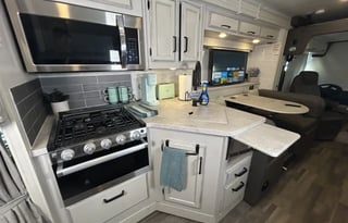 Alante Family Luxury RV - Endless Adventures!  A-1