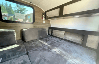 Roxy's Pet Friendly Camper Rental