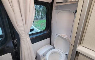 2023 Thor Motor Coach Rize 18M