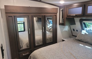 Coastal Couples Dutchmen Atlas Fifth Wheel