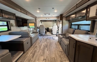 Luxury Your Way: A 5-Star Glamping Oasis