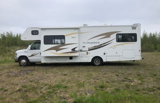 2014 Winnebago chalet 31JR Bunk house #10