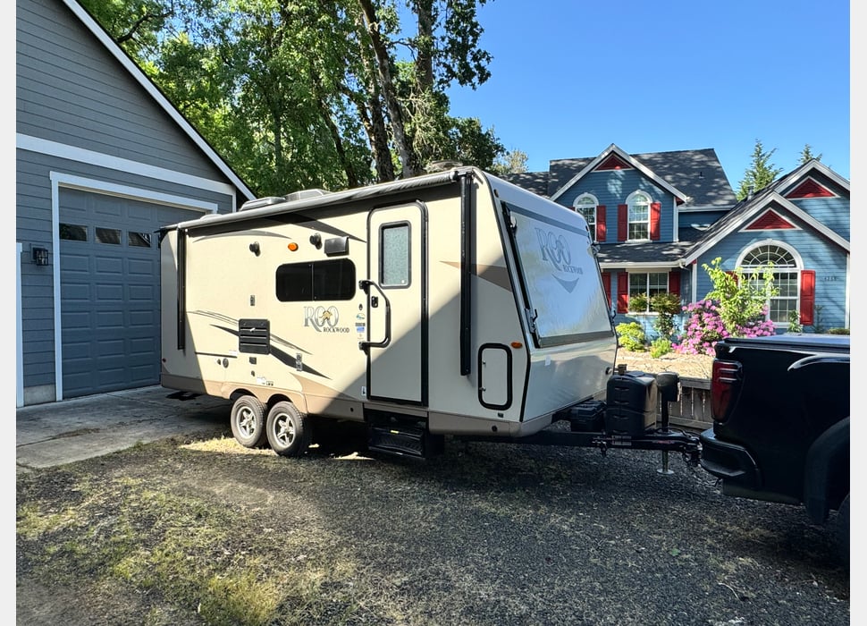 Pop-up Camper rentals in Coburg