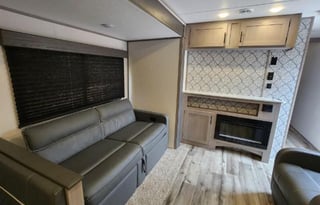 2022 Dutchmen RV Coleman Lantern Series 286RK