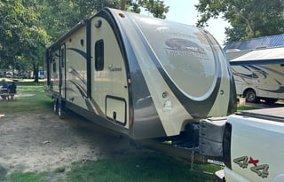 Bunkhouse! 2014 Coachmen Freedom Express 32'