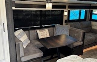 LAKE LIFE - 2022 Jayco Trailer - DELIVERY ONLY