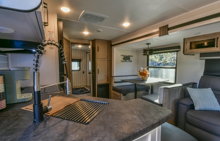 Dinette and kitchen area