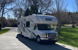 2024 Thor Motor Coach - Coleman 32CM