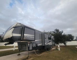 Keystone RV Carbon 403