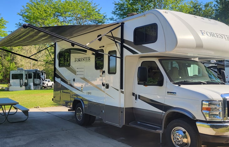 Power awning