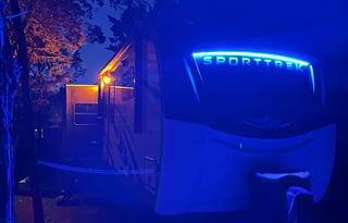 2022 Venture Sporttrek - Shelby