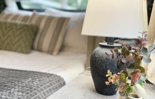 Luxurious, cozy glamper, outdoor kitchen + more!