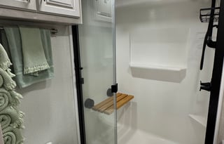 King Bed W/ King SIZE Space! FR sandpiper 3990fl