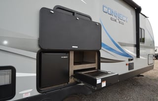 2020 KZ Connect! Beautiful, spacious, and cozy!