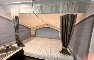 SUV-Ready Pop-Up: Family Adventure Calls!