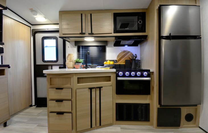 Experience "Wisdom" with our 2022 Cruiser Radiance 28QP located near Table Rock Lake near Branson Missouri and Lake Of The Ozarks. Thank you from us at Stone Mountain RV & Camper Rentals!