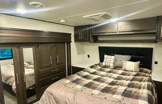 2018 Keystone RV Carbon 357
