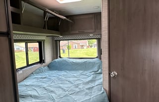 New 25ft Coleman - Comes stocked, Unlimited miles