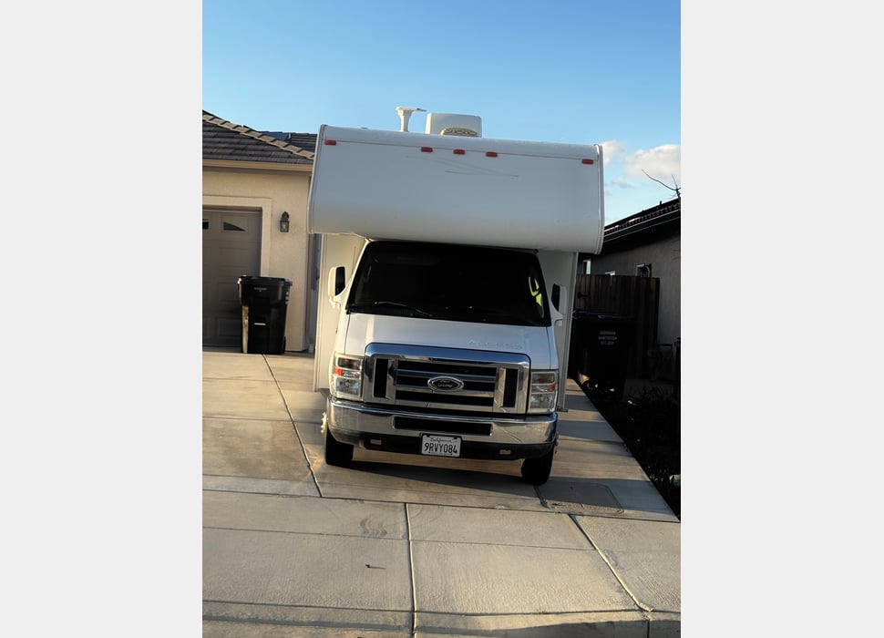Class C Motor Home rentals in Las Vegas