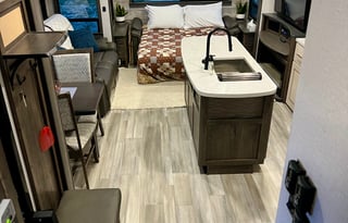 2021 Alliance RV Paradigm 370FB