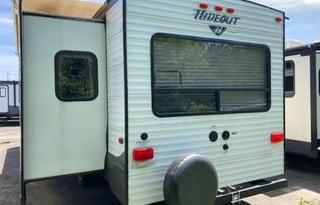 World Cup Camping 20min from GEHA Field