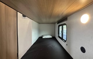 2022 Coleman Dutchman 17B sleeps 5