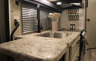 The Adeline - 2023 22' Thor Freedom Elite Class C