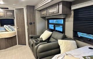 2023 Entegra Coach Odyssey 25R
