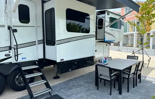 2022 Jayco Front Living rear Bath